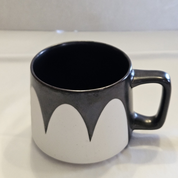 Starbucks Coffee / Tea Mug. - Picture 2 of 9